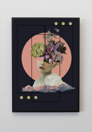 ciemno granatowe tło, po środku różowy okręg a w nim głowa kobiety z kwiatami