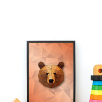 Plakat Niedźwiedź w Eleganckiej Ramce na Biurku - Kolorowy Las: Sztuka Natury, Którą Docenią Miłośnicy Przytulnych Wnętrz